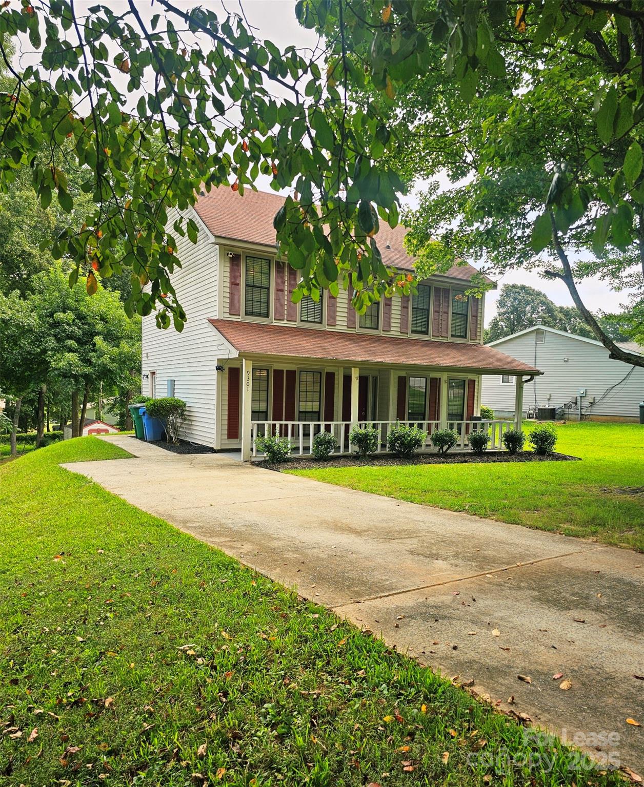 9301 Chislehurst Road Mint Hill, NC 28227 - Photo 2 of 16