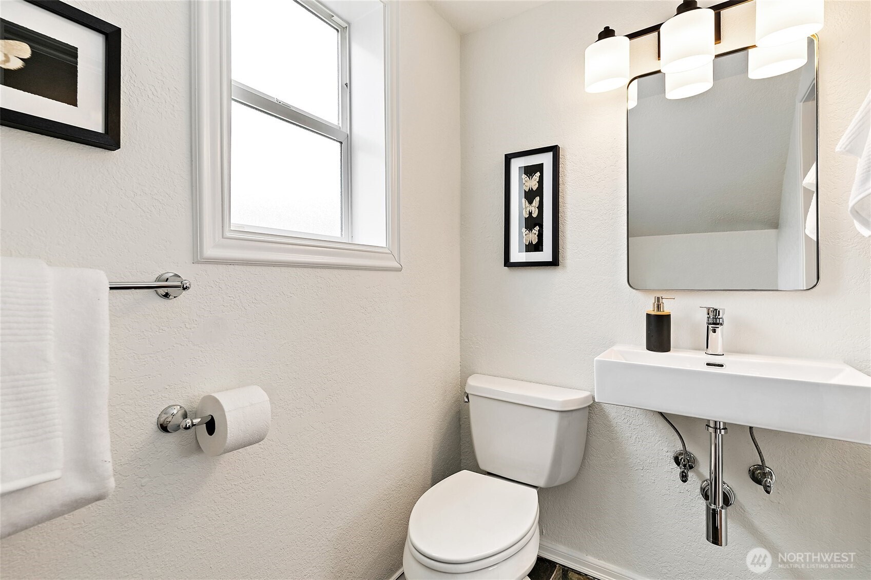 1913 East Spruce Street Seattle, WA 98122 - Photo 14 of 36