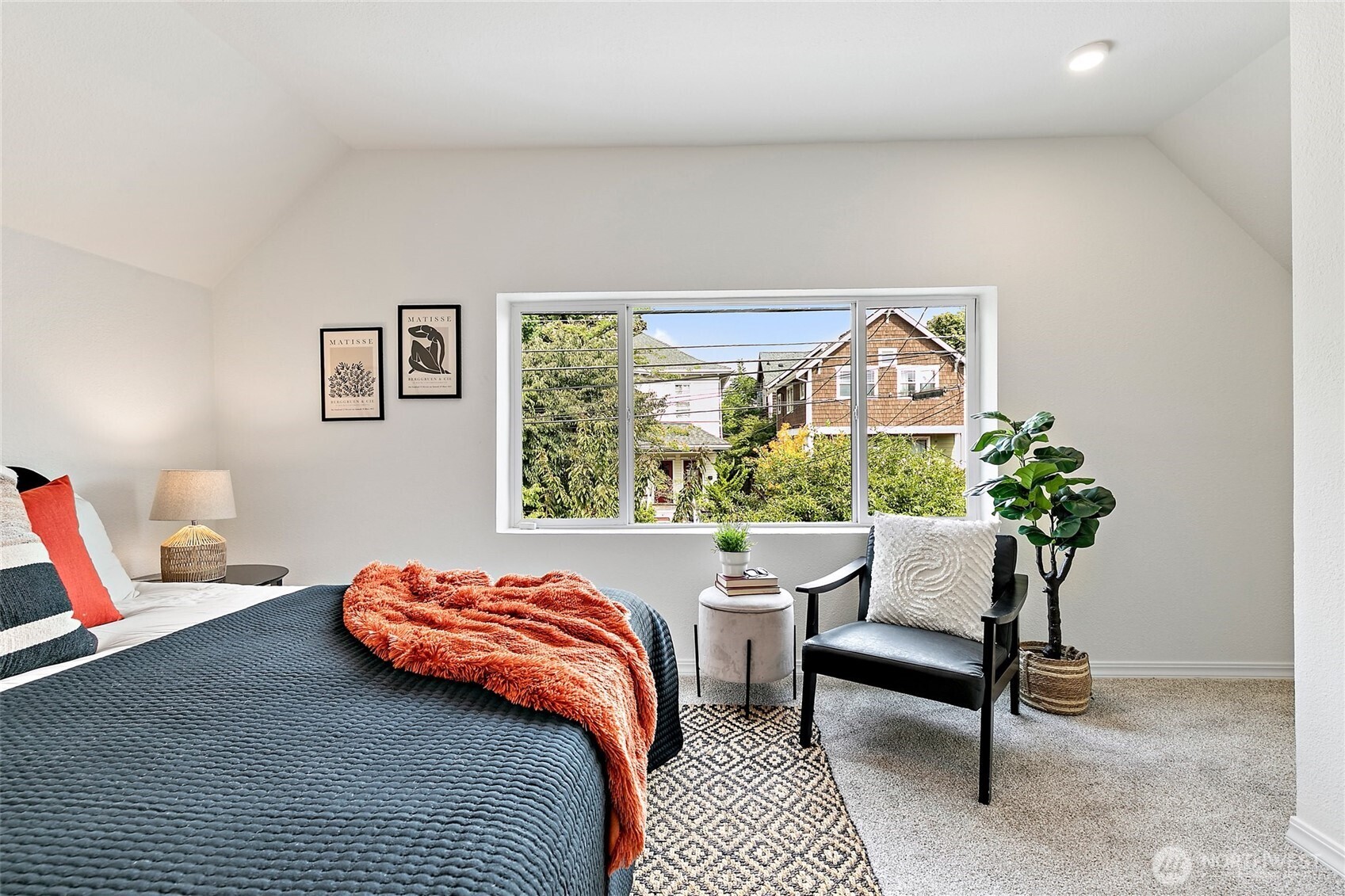 1913 East Spruce Street Seattle, WA 98122 - Photo 19 of 36