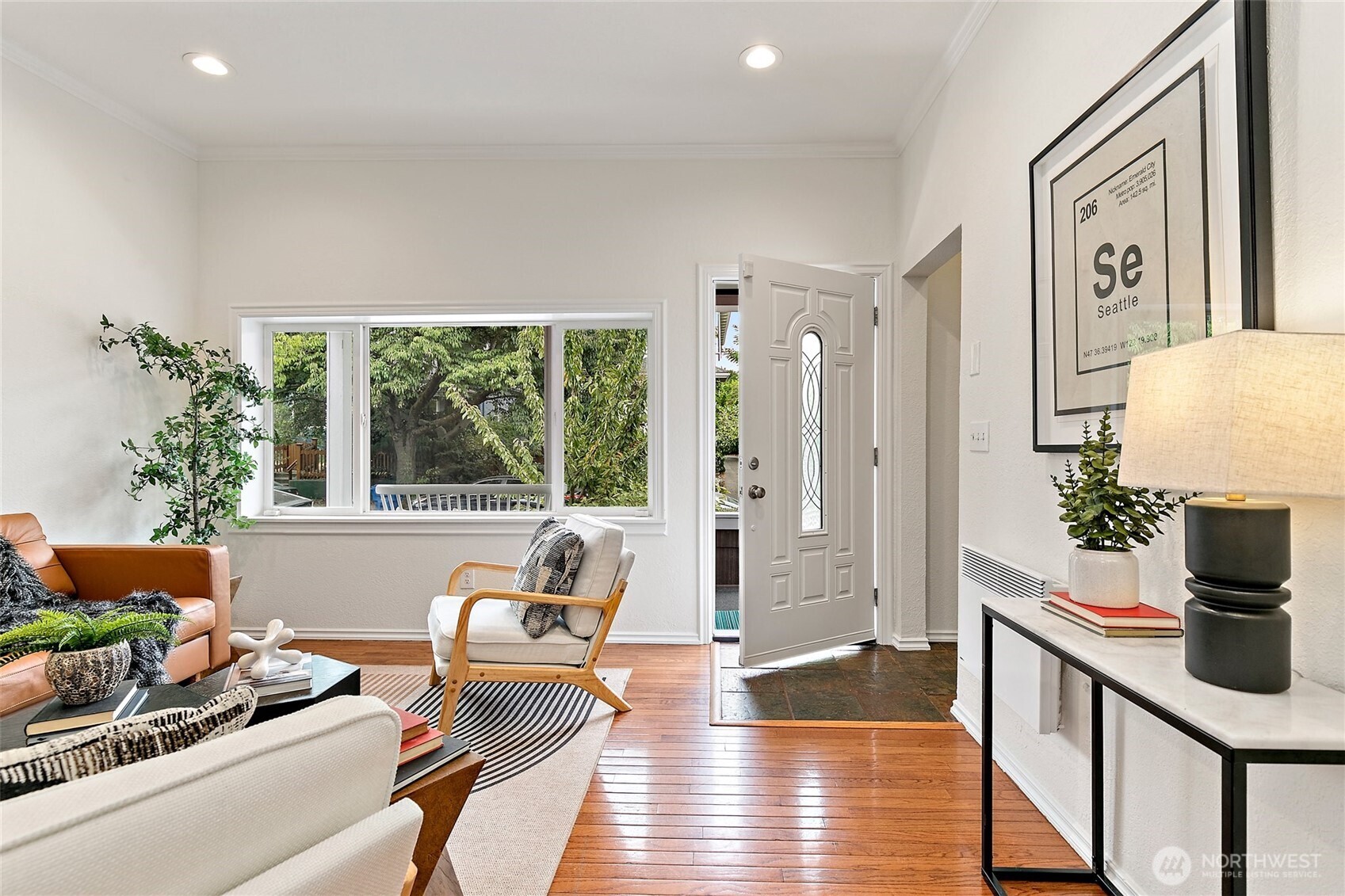 1913 East Spruce Street Seattle, WA 98122 - Photo 2 of 36