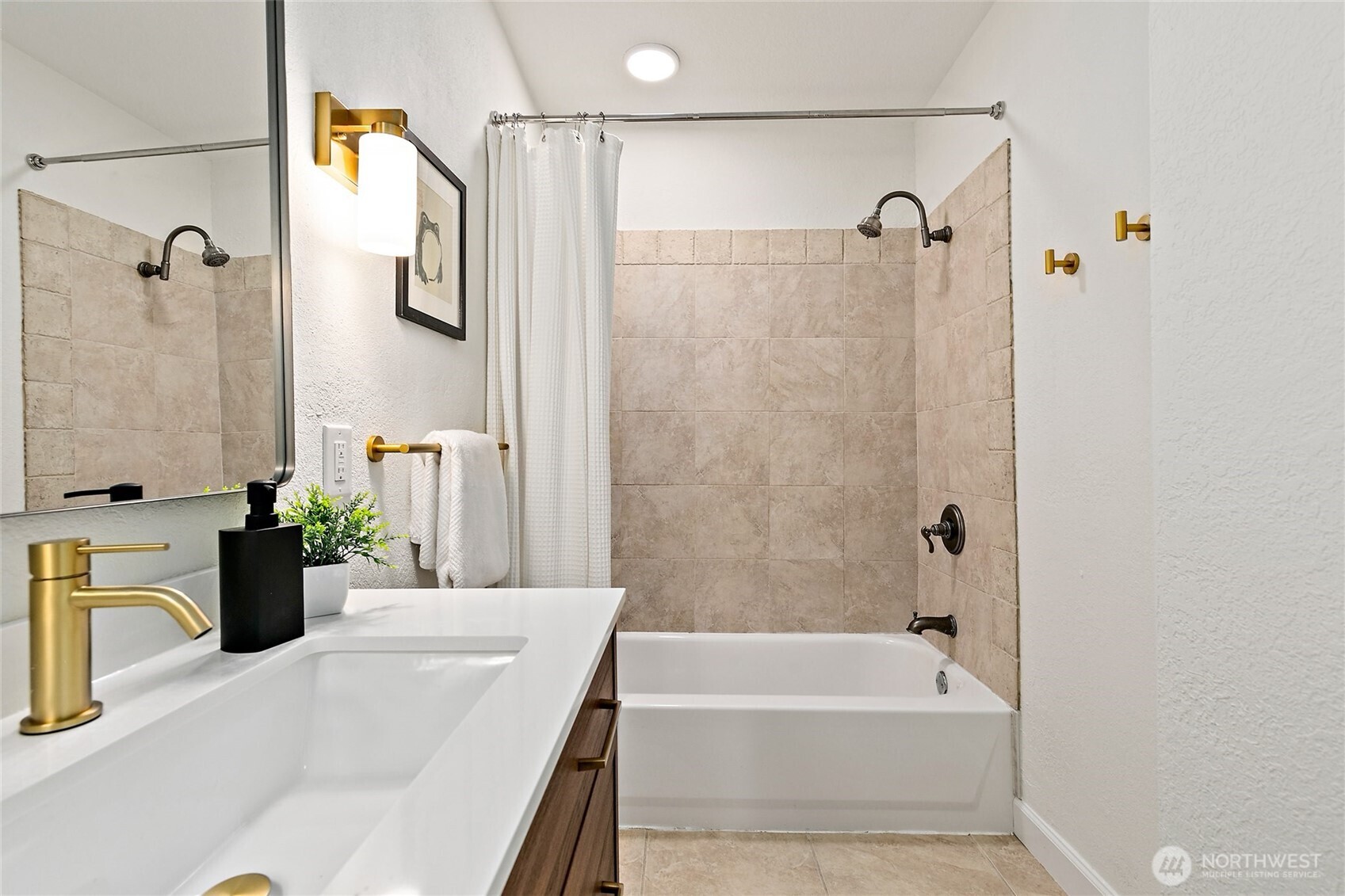 1913 East Spruce Street Seattle, WA 98122 - Photo 21 of 36