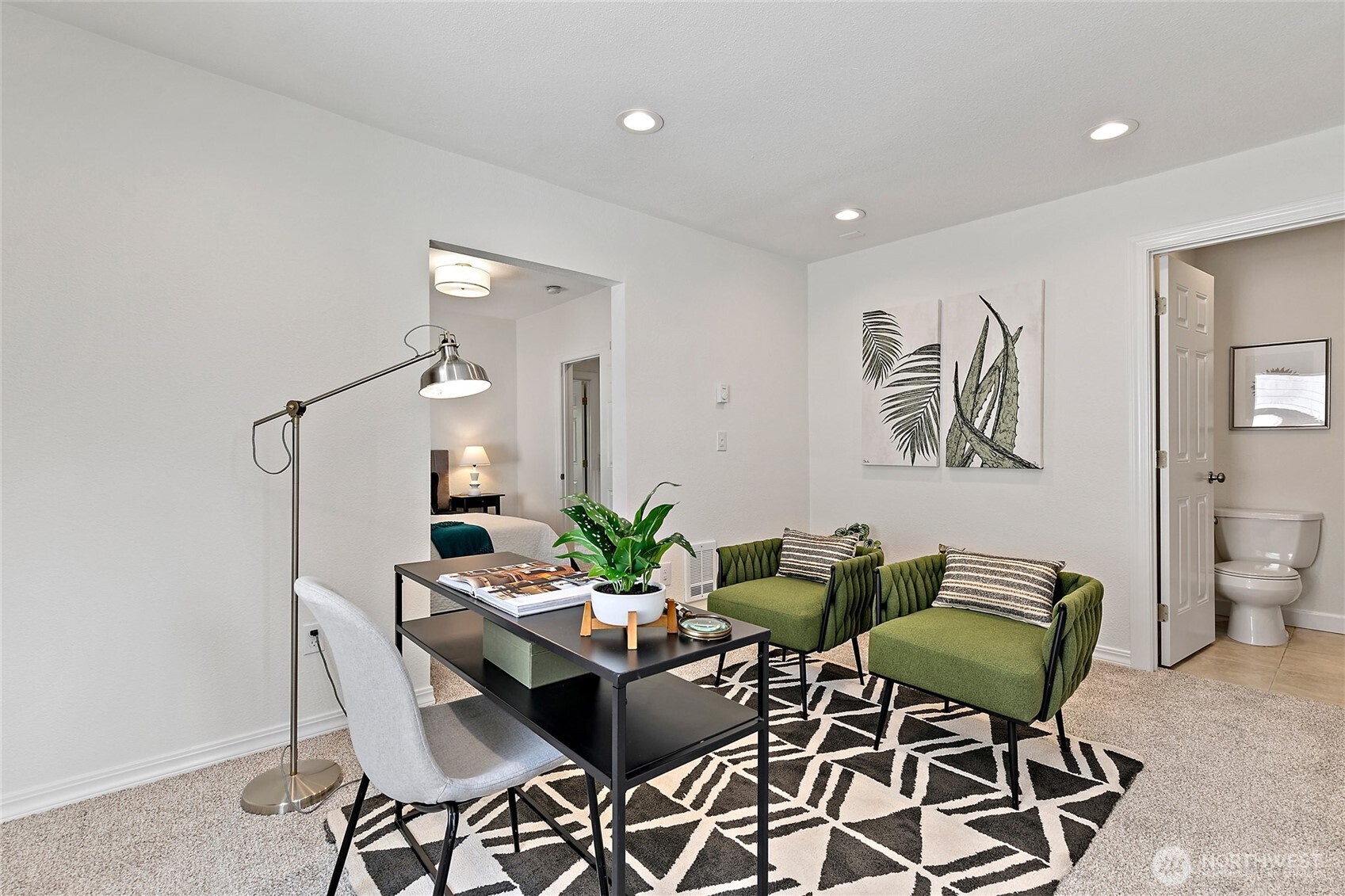 1913 East Spruce Street Seattle, WA 98122 - Photo 24 of 36