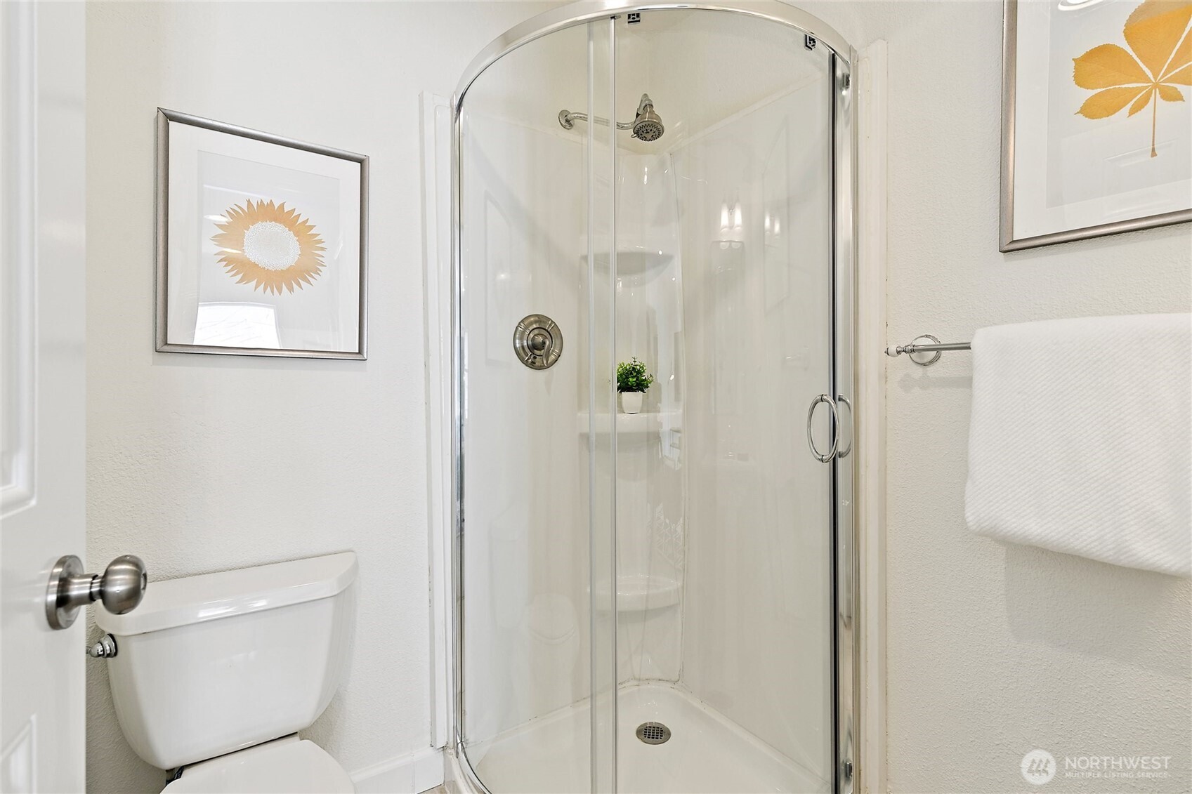 1913 East Spruce Street Seattle, WA 98122 - Photo 26 of 36