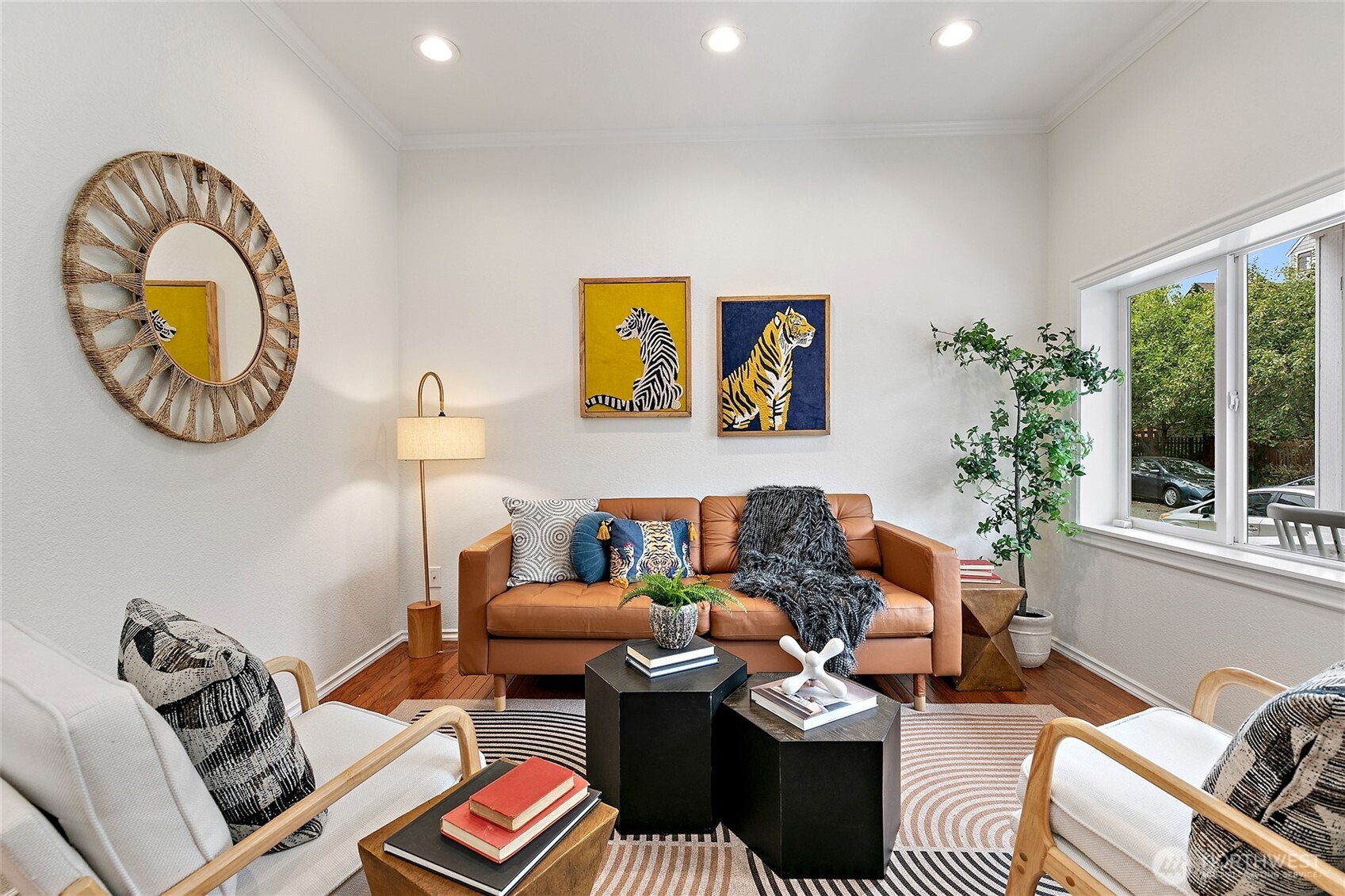 1913 East Spruce Street Seattle, WA 98122 - Photo 4 of 36