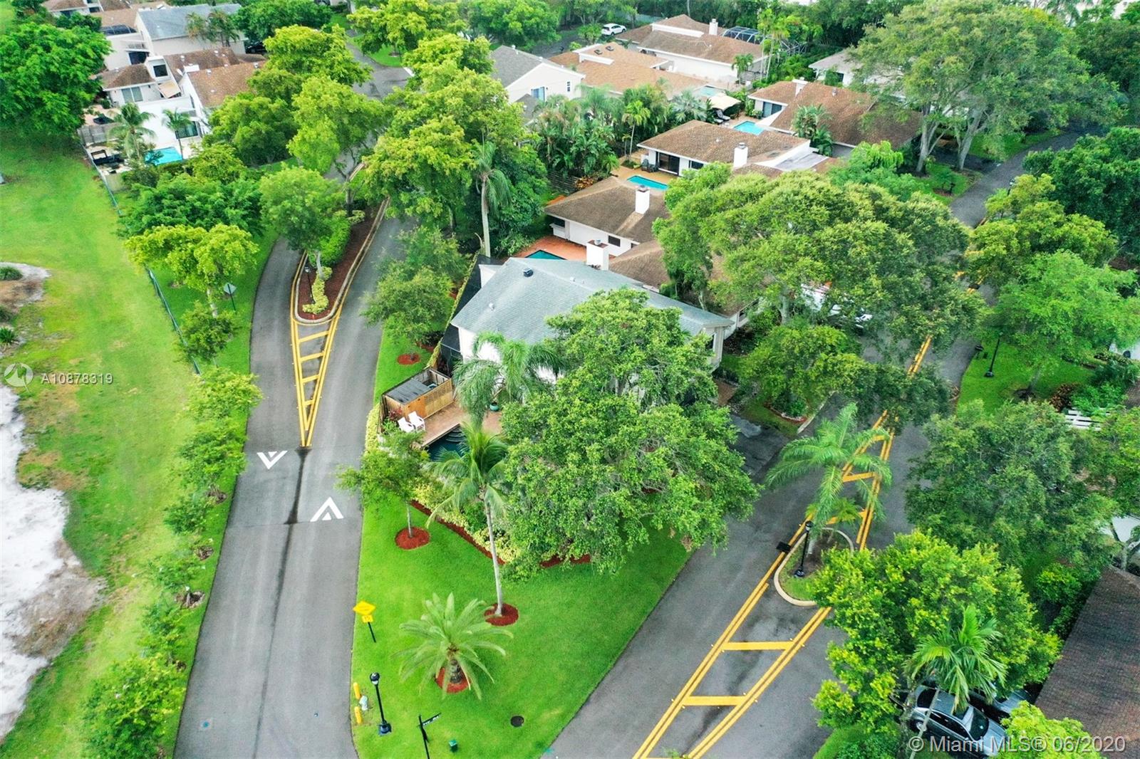 74 Ivy Road Hollywood, FL 33021 - Photo 51 of 55 a view of a garden
