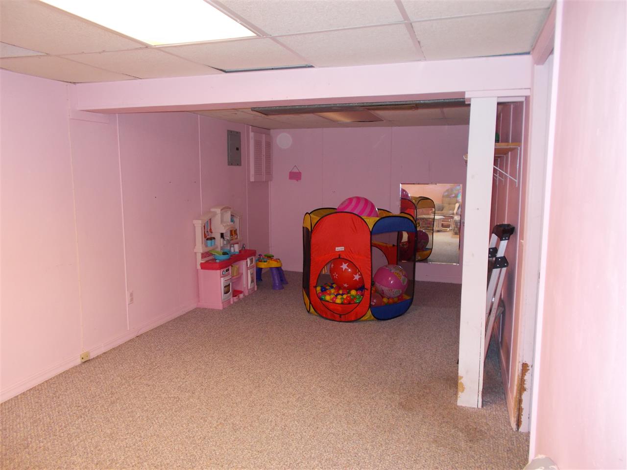 8 3rd Street Rochester, NH 03867 - Photo 26 of 39