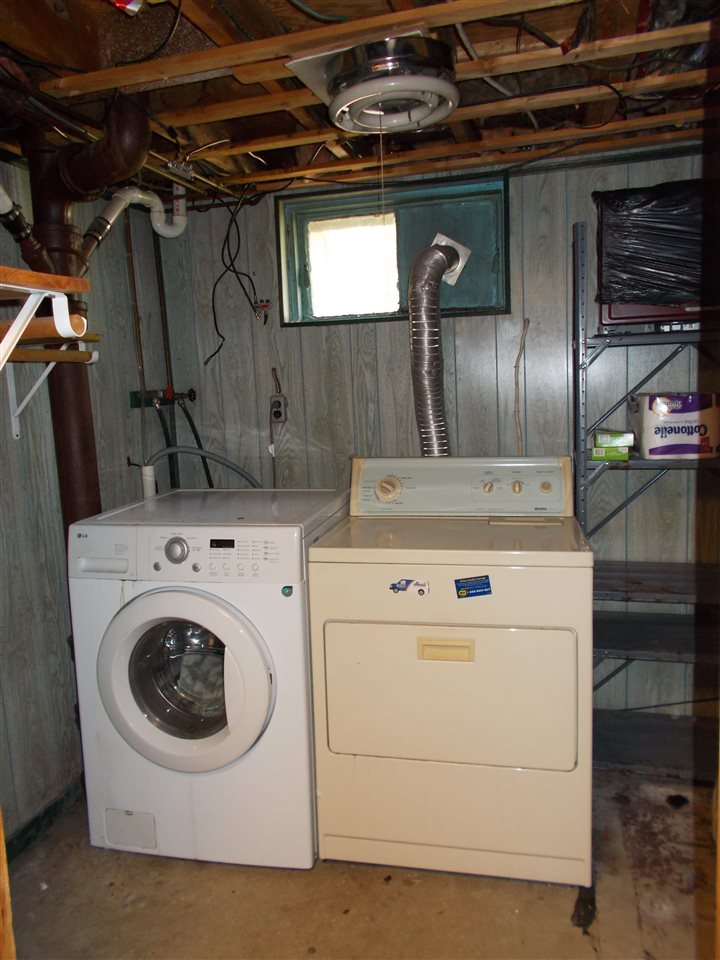 8 3rd Street Rochester, NH 03867 - Photo 29 of 39