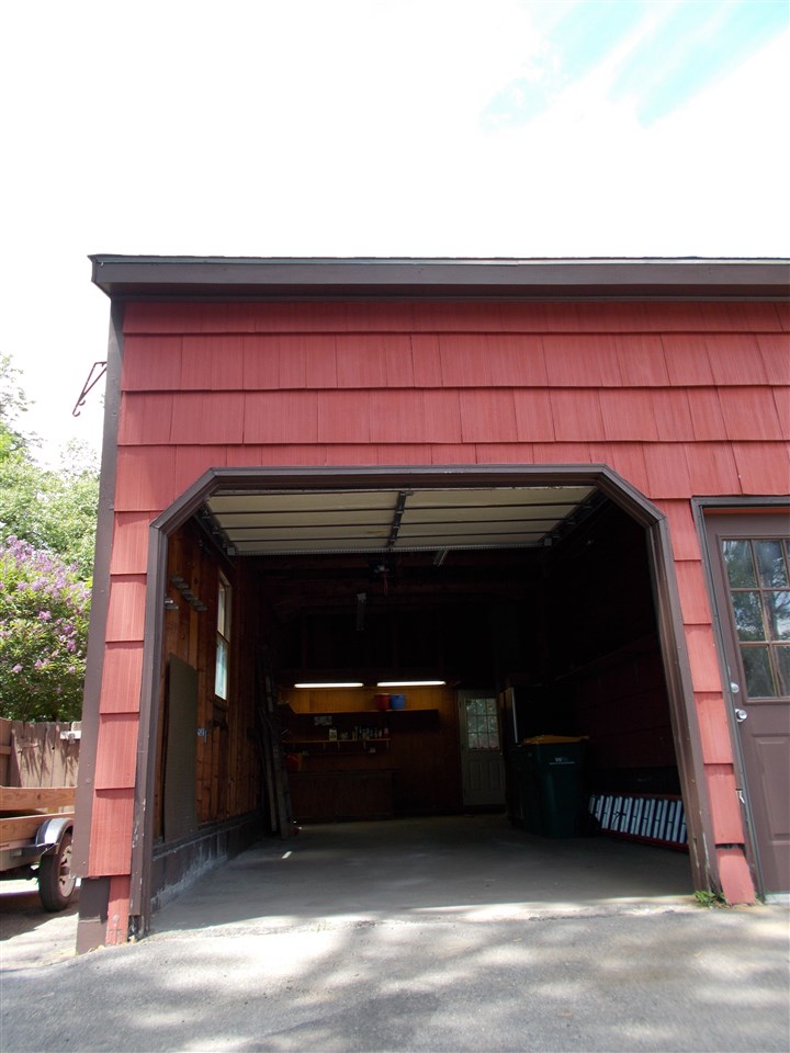 8 3rd Street Rochester, NH 03867 - Photo 35 of 39