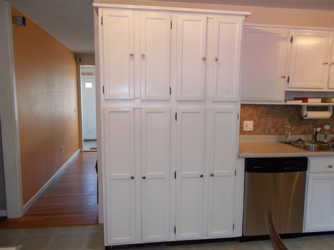 8 3rd Street Rochester, NH 03867 - Photo 7 of 39