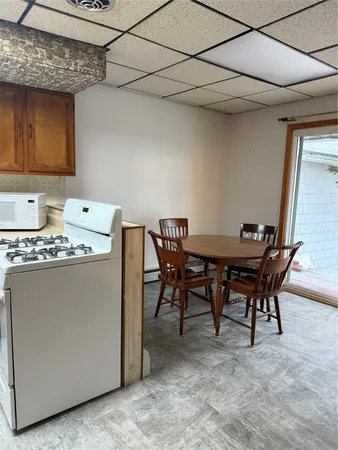 $1,700 | 18 Esther Avenue, Binghamton, NY 13903