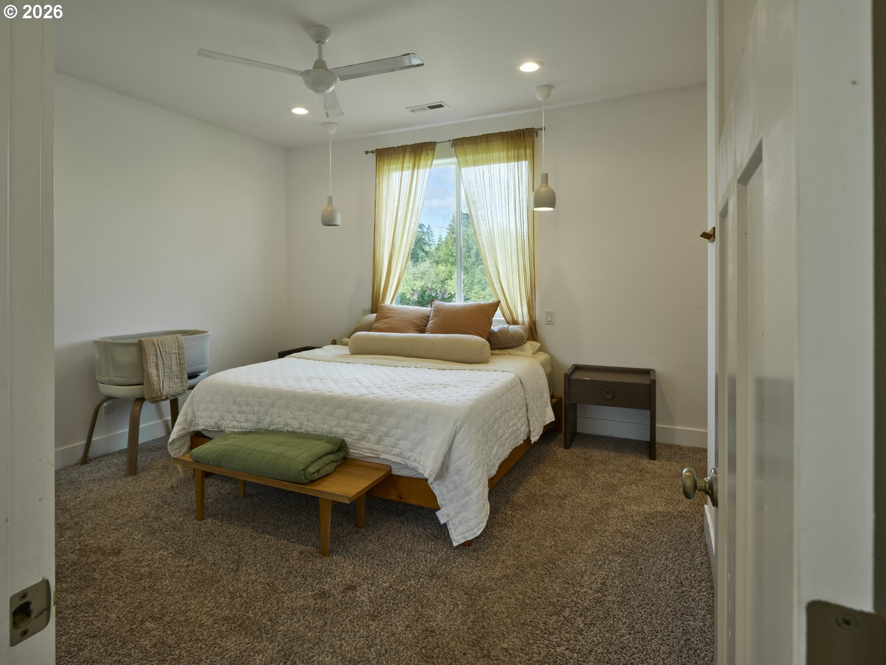 560 Park Road Winlock, WA 98596 - Photo 24 of 47 Bedroom, Primary