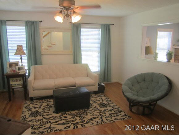 40 Mine Branch Road Crimora, VA 24431 - Photo 3 of 24 Gallery Image 3