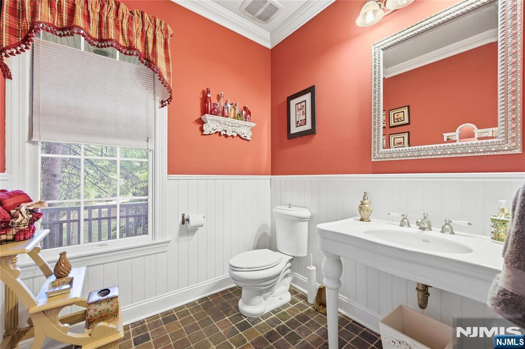 50 North 3rd Street Park Ridge, NJ 07656 - Photo 19 of 42 Gallery Image 19