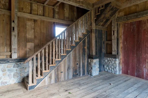 $4,500,000 | 8 Sea Street, Nantucket, MA 02554