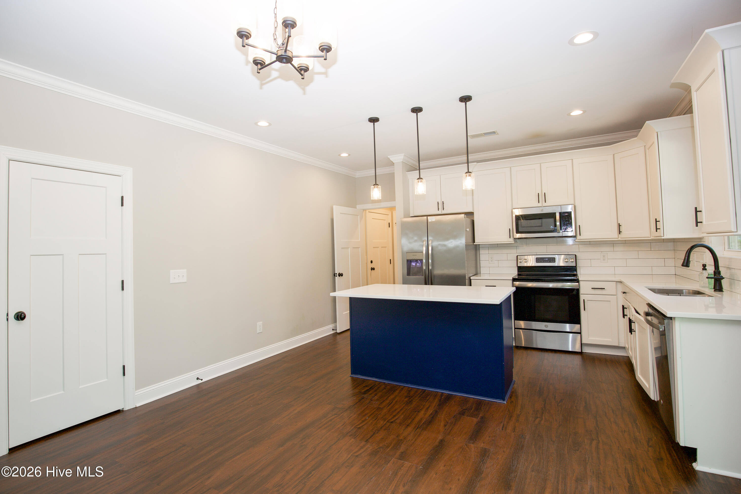 3128 Niagara Carthage Road Whispering Pines, NC 28327 - Photo 12 of 64