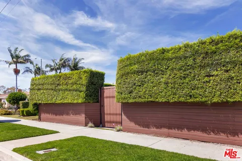 $1,199,000 | 5358 South Centinela Avenue, Los Angeles, CA 90066