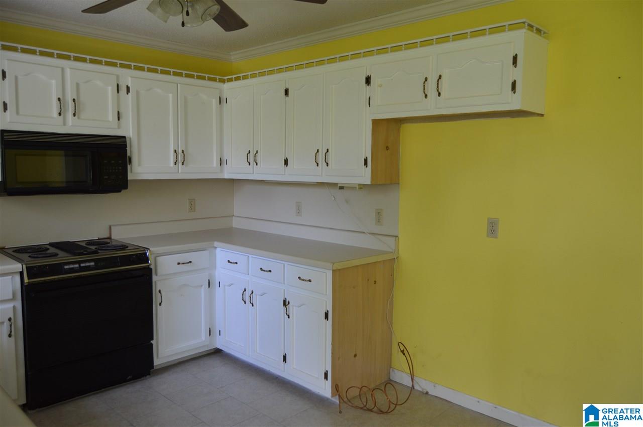 843 Mountain View Road Cordova, AL 35550 - Photo 10 of 37