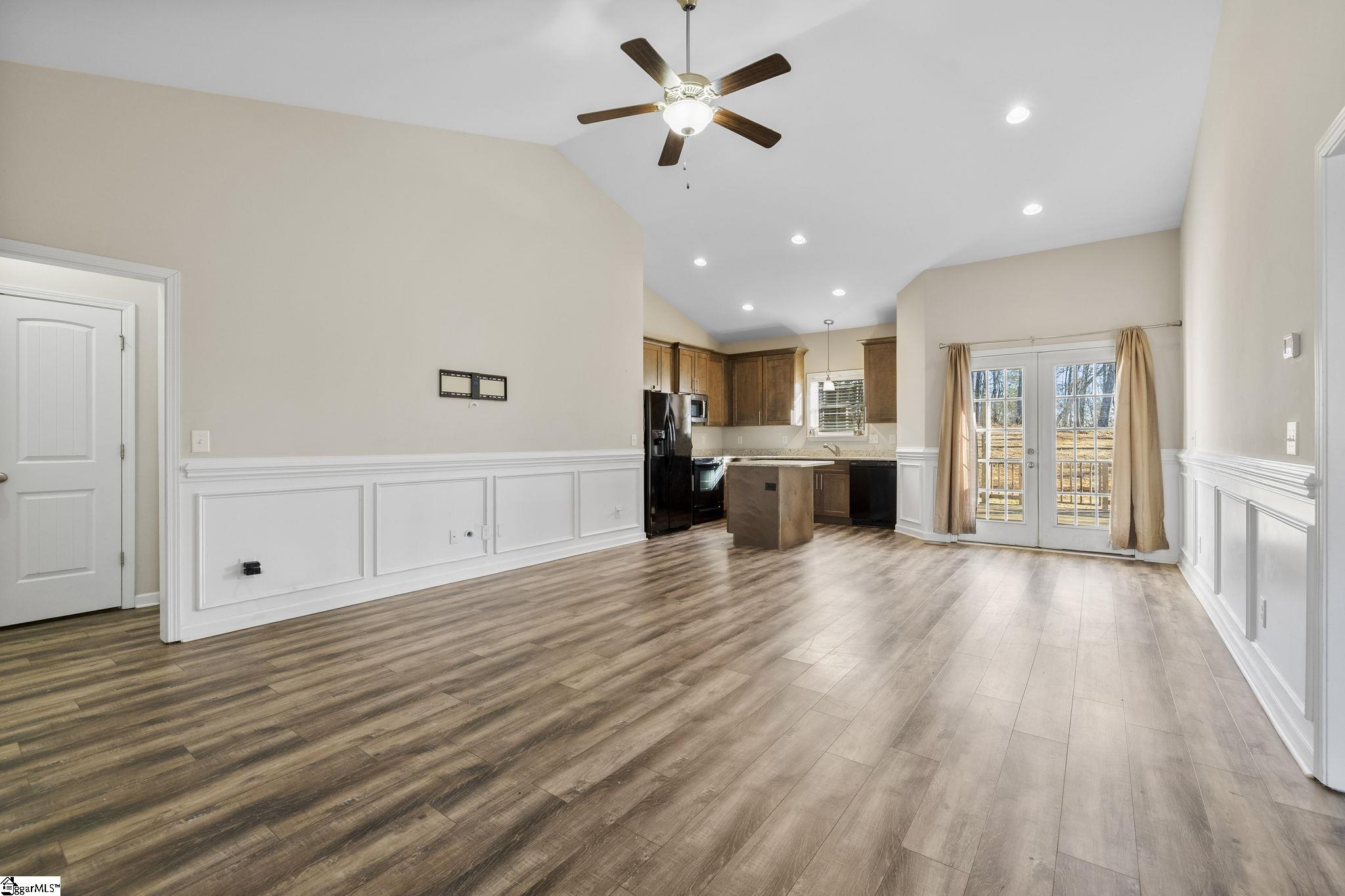 111 Academy Drive Pickens, SC 29671 - Photo 2 of 23