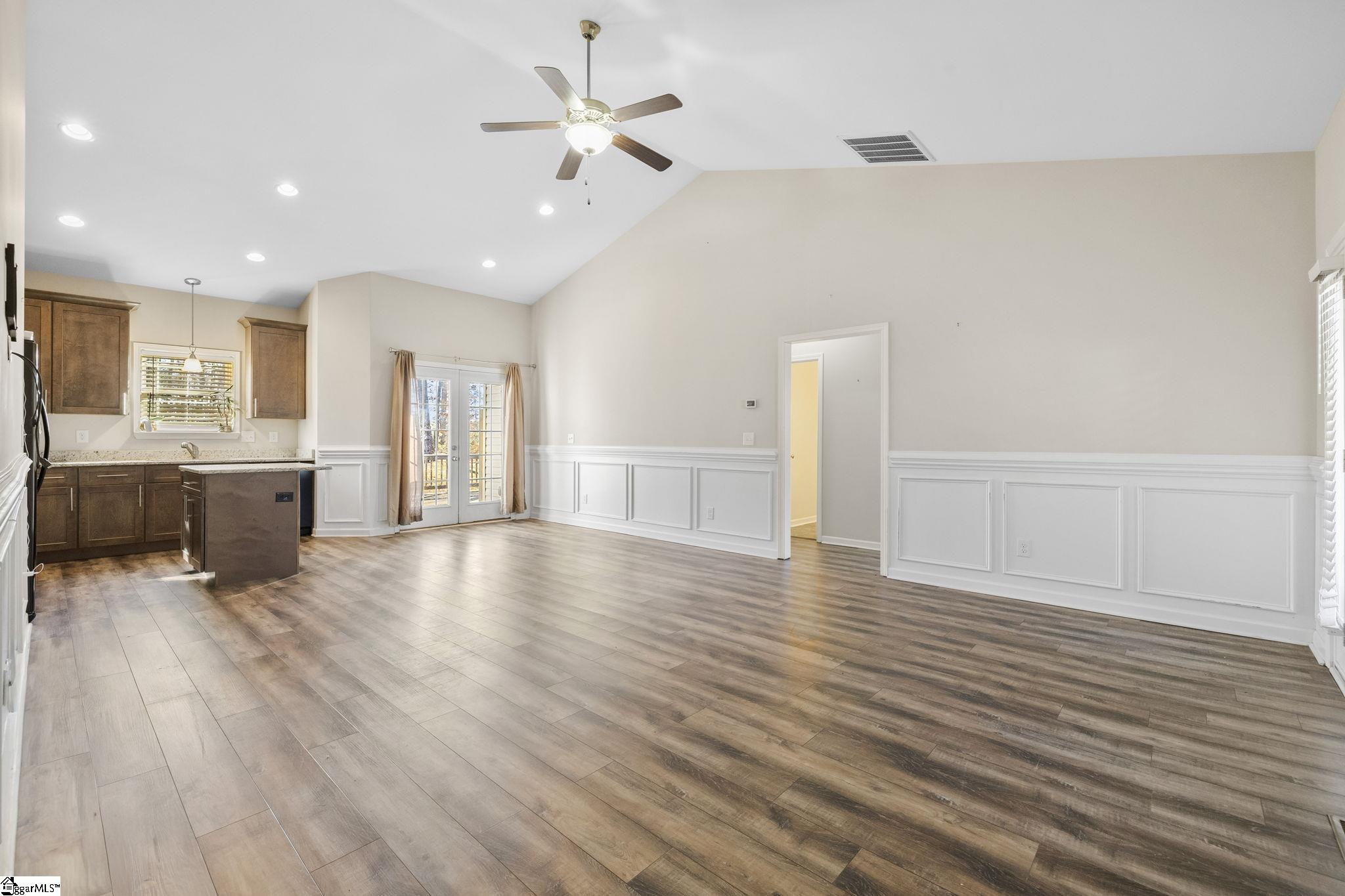 111 Academy Drive Pickens, SC 29671 - Photo 7 of 23