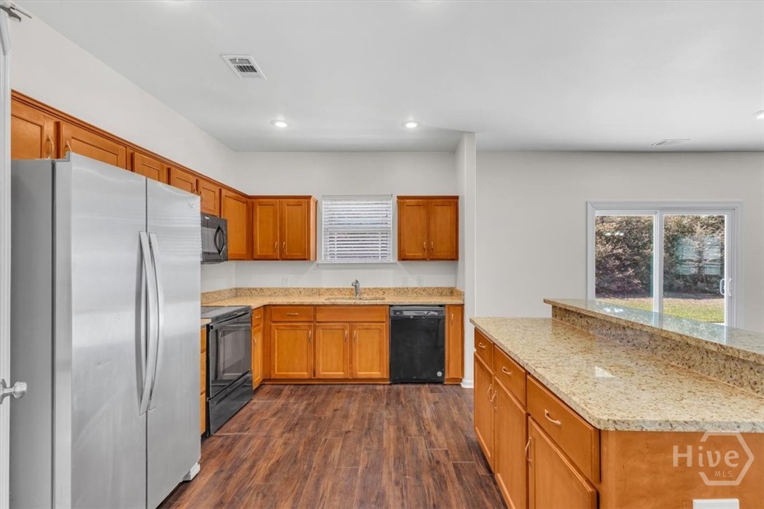 137 Lake House Road Pooler, GA 31322 - Photo 7 of 19
