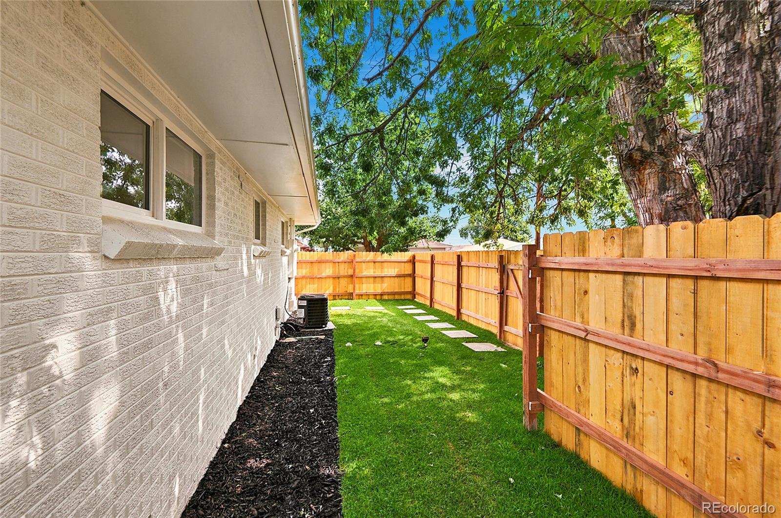 3660 Grape Street Denver, CO 80207 - Photo 14 of 19