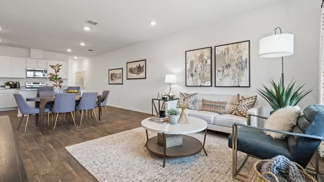 $332,990 | 15108 A Afleet Alex Street, Manor, TX 78653