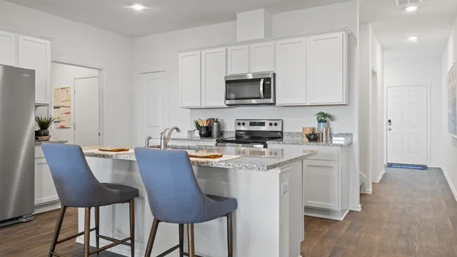 $332,990 | 15108 A Afleet Alex Street, Manor, TX 78653