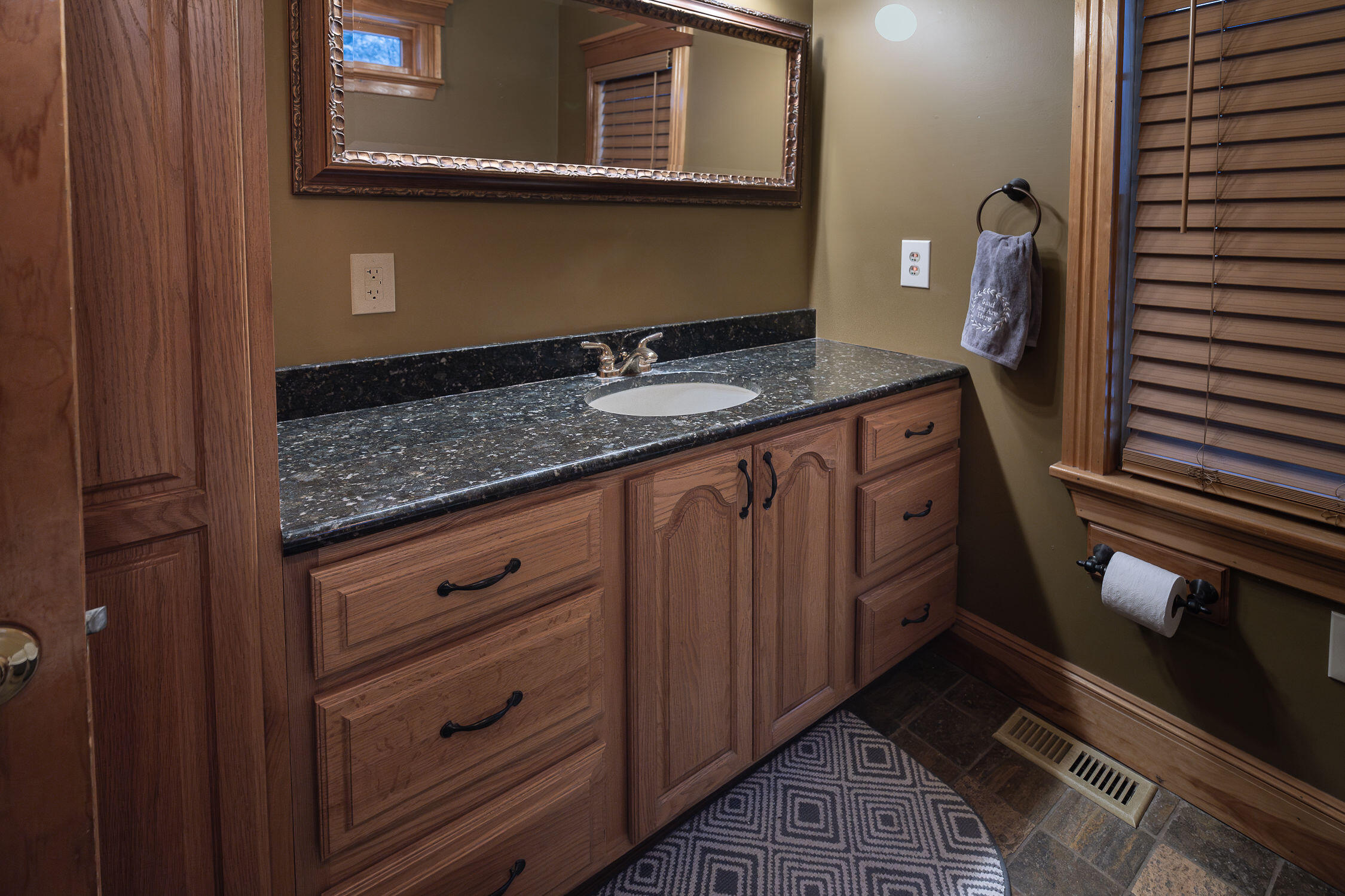 46 Meadow Cross Road Topsham, ME 04086 - Photo 14 of 44 tp-16