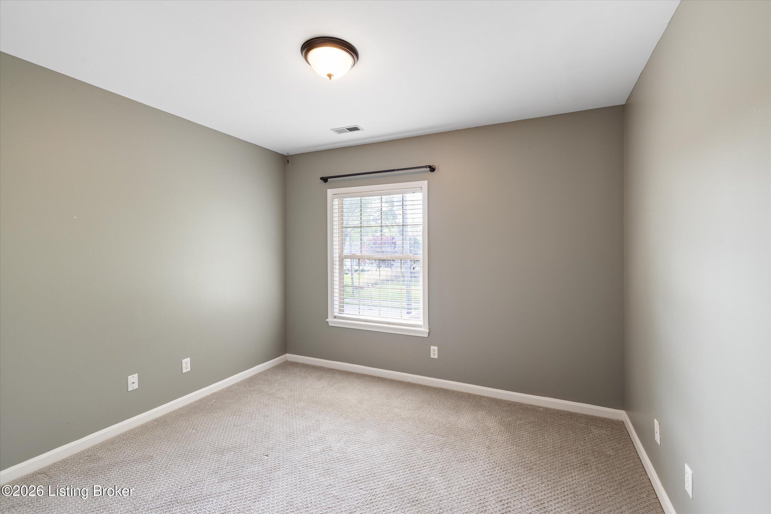 3006 Sprowl Road Louisville, KY 40299 - Photo 37 of 55 45-3U8A0571