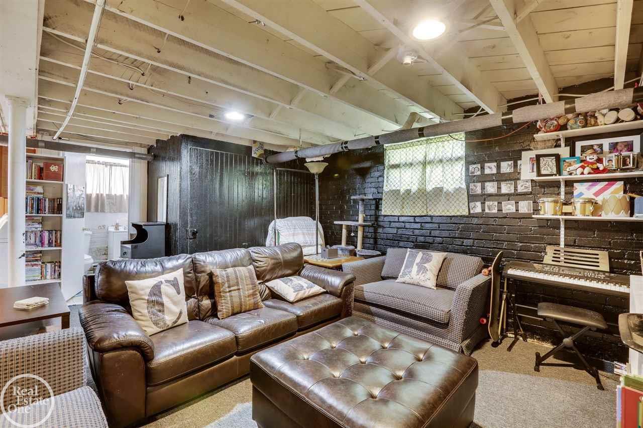 1223 Bishop Road Grosse Pointe Park, MI 48230 - Photo 26 of 35