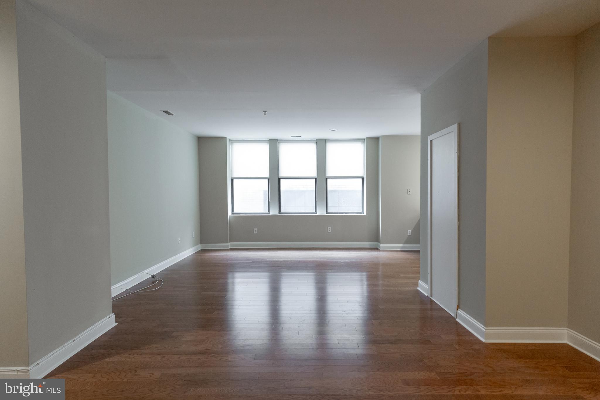 220 South 16th Street, Unit 802 Philadelphia, PA 19102 - Photo 12 of 40