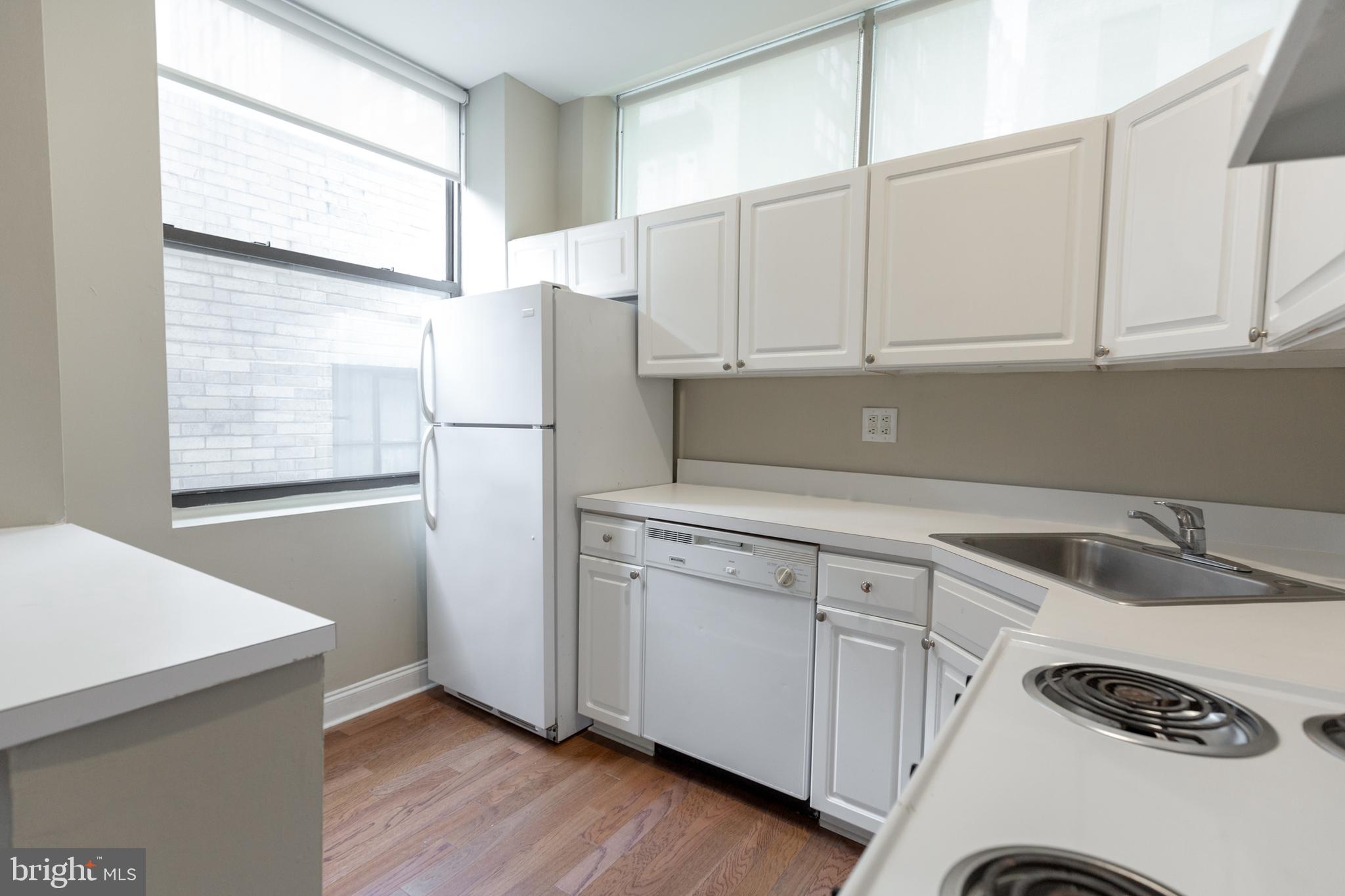 220 South 16th Street, Unit 802 Philadelphia, PA 19102 - Photo 17 of 40