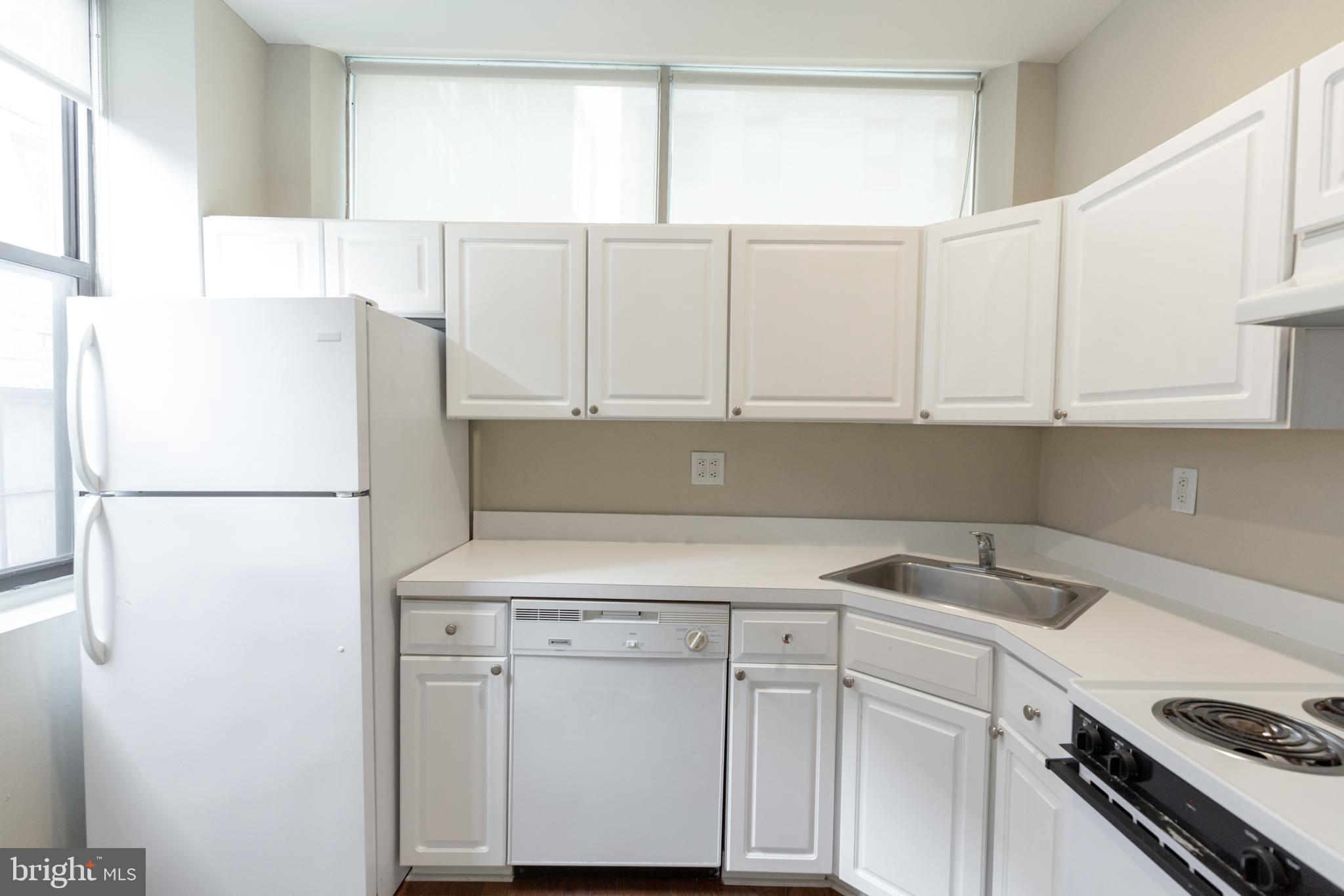 220 South 16th Street, Unit 802 Philadelphia, PA 19102 - Photo 19 of 40