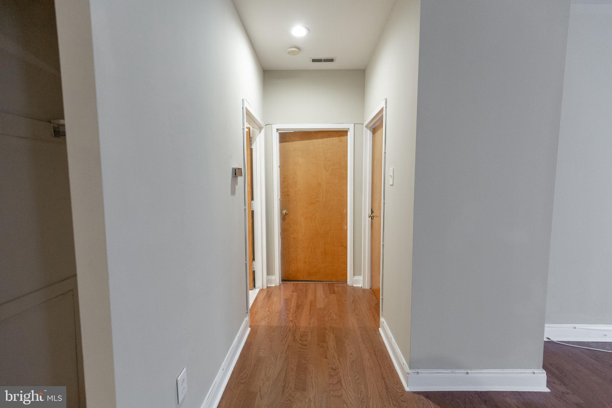 220 South 16th Street, Unit 802 Philadelphia, PA 19102 - Photo 24 of 40