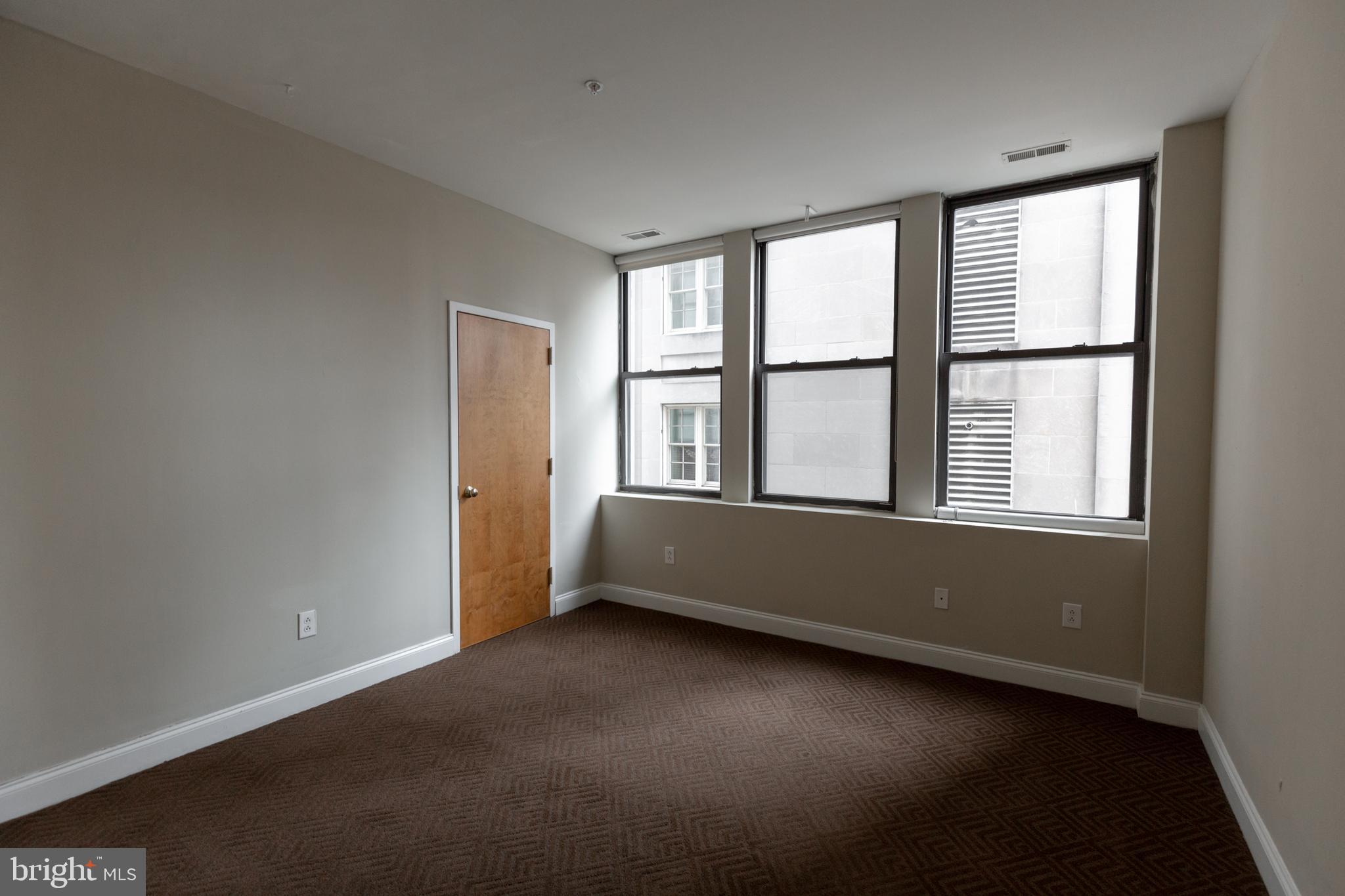 220 South 16th Street, Unit 802 Philadelphia, PA 19102 - Photo 29 of 40