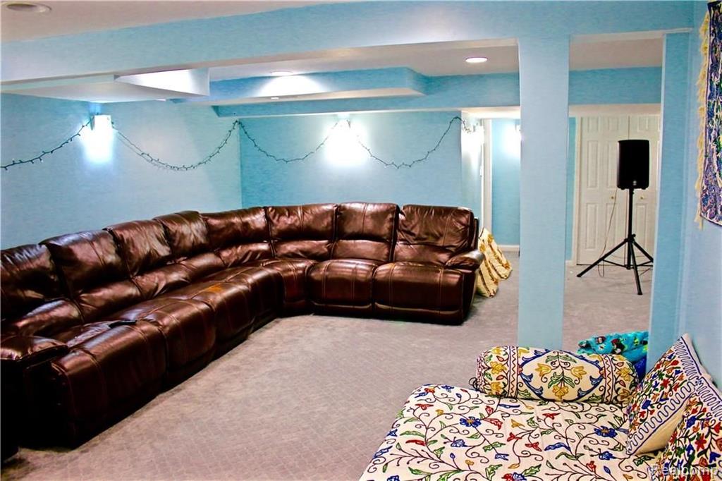 36110 Congress Road Farmington Hills, MI 48335 - Photo 24 of 28