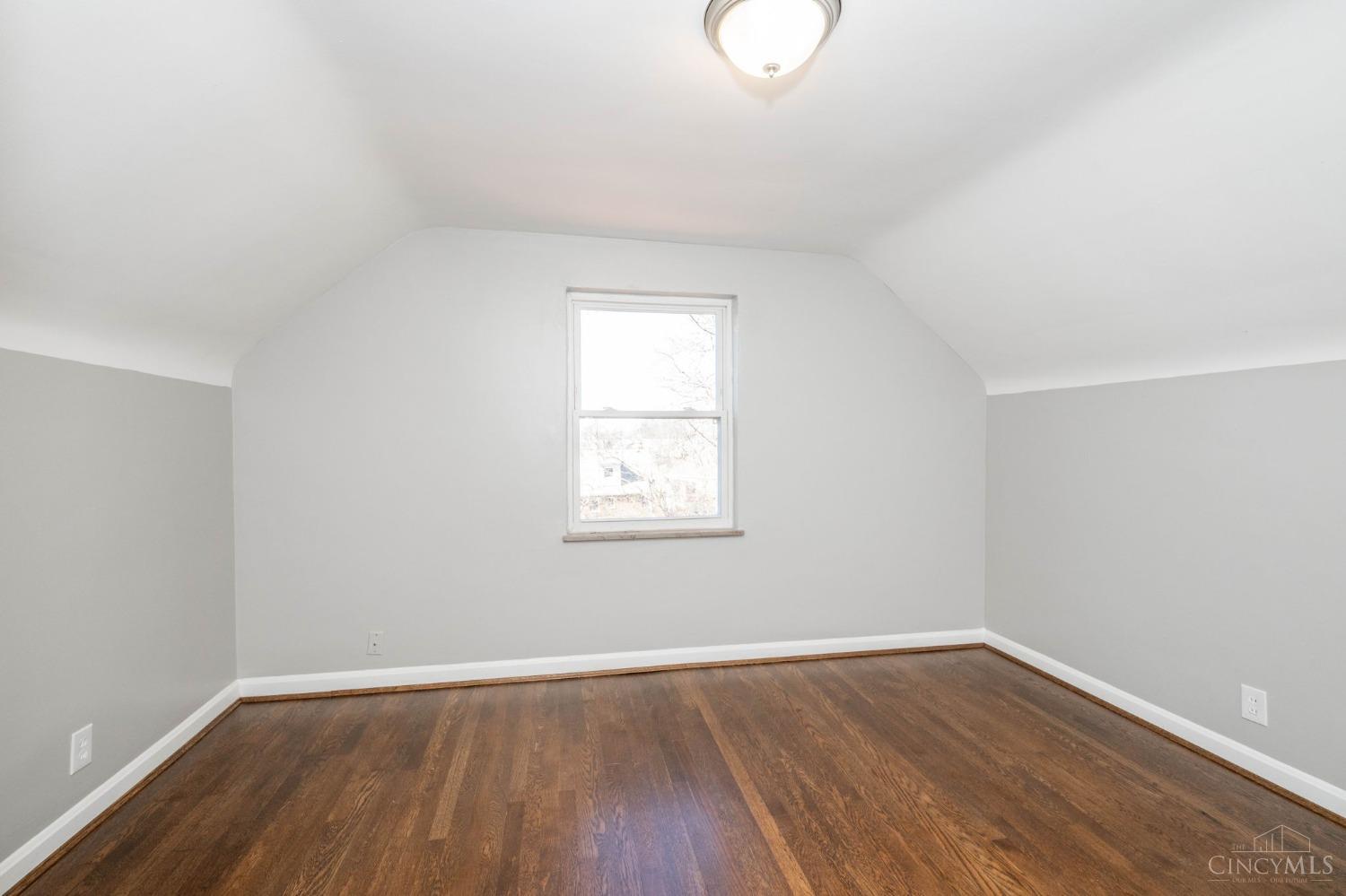 2413 Ferguson Road Cincinnati, OH 45238 - Photo 32 of 46
