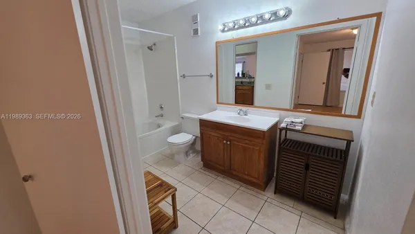 $2,400 | 15051 Southwest 103rd Lane, Unit 4107, Miami, FL 33196