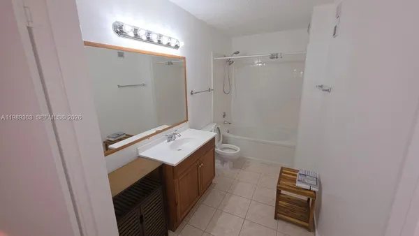 $2,400 | 15051 Southwest 103rd Lane, Unit 4107, Miami, FL 33196