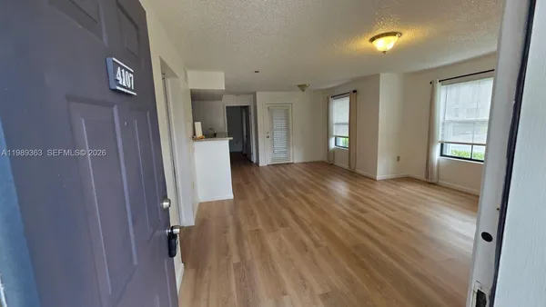 $2,400 | 15051 Southwest 103rd Lane, Unit 4107, Miami, FL 33196