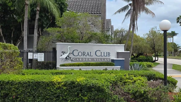 $2,400 | 15051 Southwest 103rd Lane, Unit 4107, Miami, FL 33196