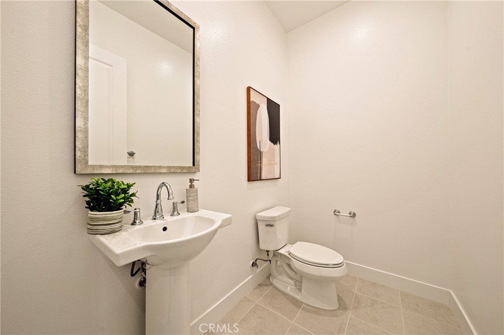12060 Red Hawk Lane Porter Ranch, CA 91326 - Photo 35 of 46