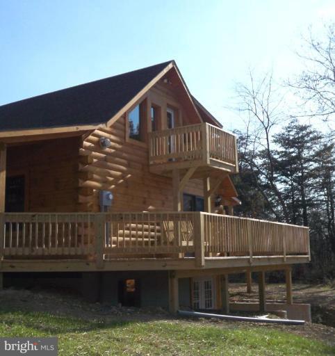 9 Wagon Trail Springfield, WV 26763 - Photo 4 of 10 Deck