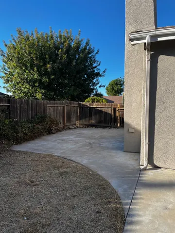 $465,000 | 1460 Portsmouth Lane, Gustine, CA 95322