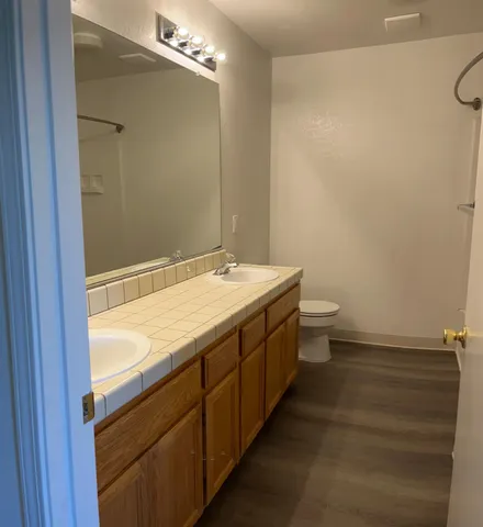 $465,000 | 1460 Portsmouth Lane, Gustine, CA 95322