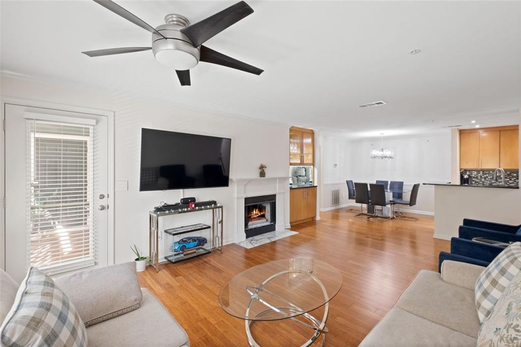 2714 Vinings Central Run Southeast, Unit 5 Atlanta, GA 30339 - Photo 4 of 26