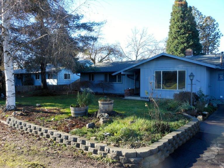 3405 Bursell Road Central Point, OR 97502 - Photo 2 of 35 Additional Photo