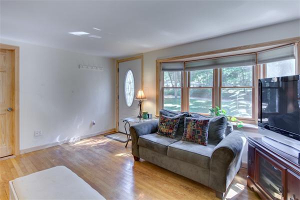 108 River Road Norfolk, MA 02056 - Photo 3 of 27 Gallery Image 3
