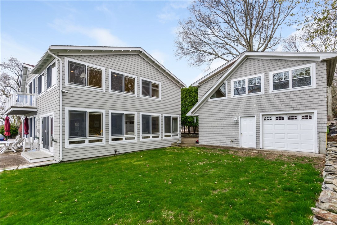 60 Onondega Road Narragansett, RI 02882 - Photo 24 of 40 Summer apartment-guest suite- over two car garage