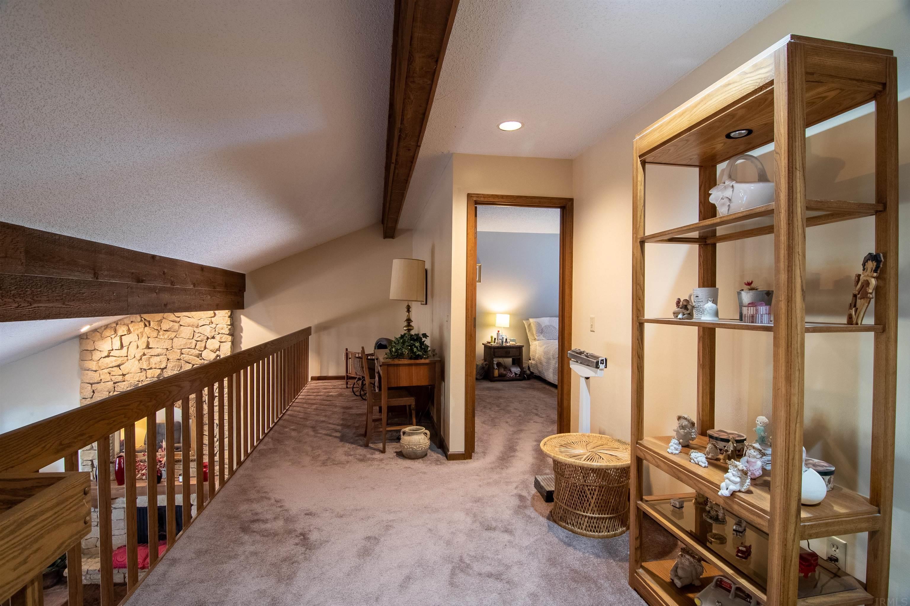 2521 Kingston Point Fort Wayne, IN 46815 - Photo 14 of 28